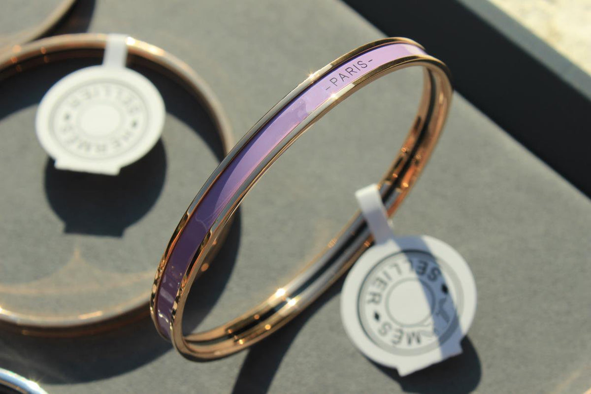 {
  "Elowen jewelsry": "Elowen Schmuck",
  "HM UNI BANGLE BAG": "HM UNI ARMBANDTASCHE"
}