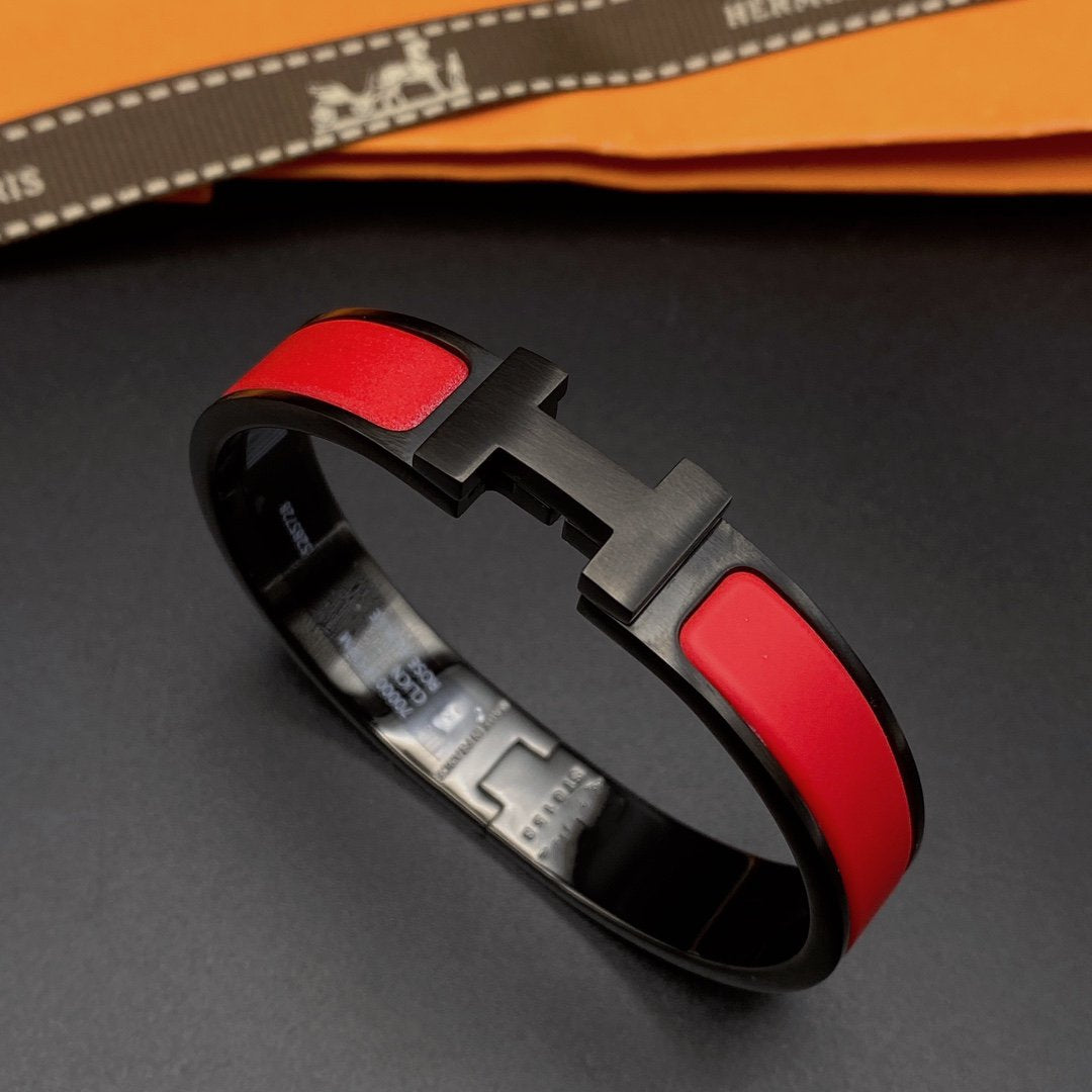 [Elowen Schmuck] CLIC H M SO ARMBAND SCHWARZ ROT