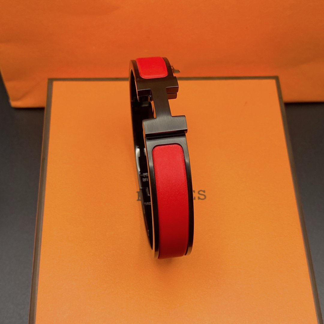 [Elowen Schmuck] CLIC H M SO ARMBAND SCHWARZ ROT