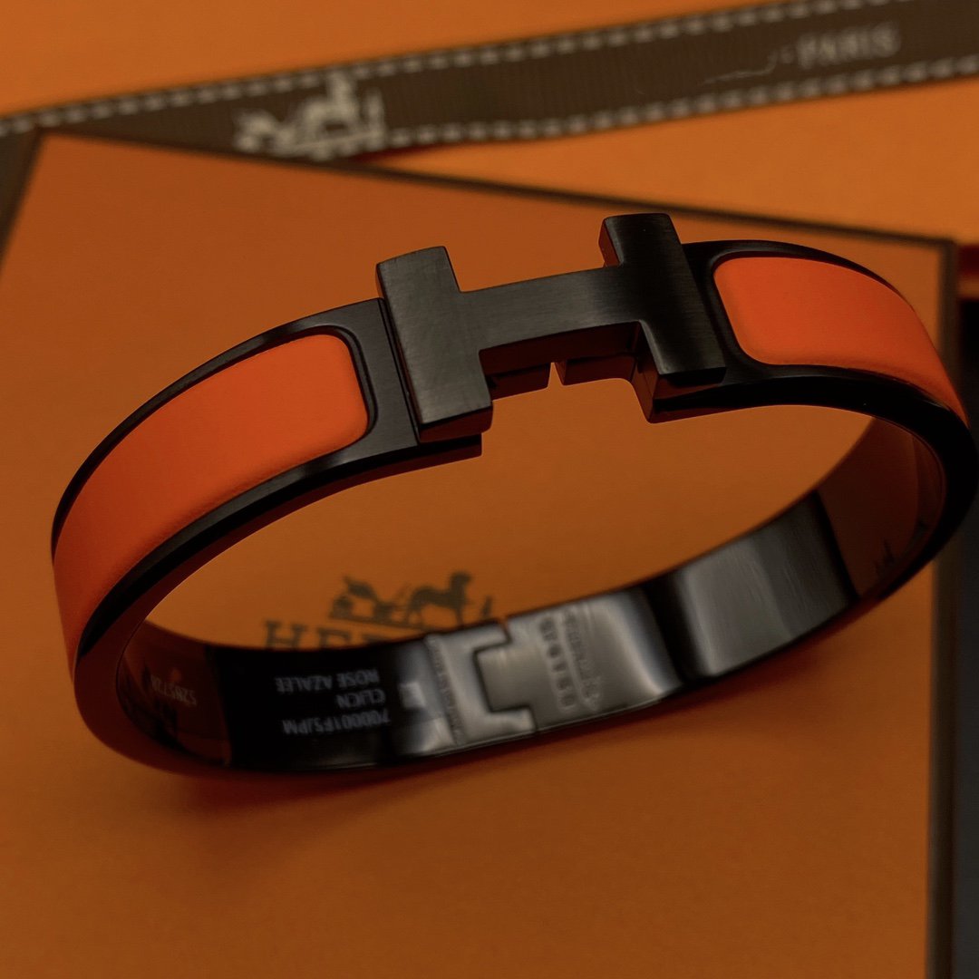[Elowen jewelsry ]CLIC HM SO BLACK OREGAN ARMBAND