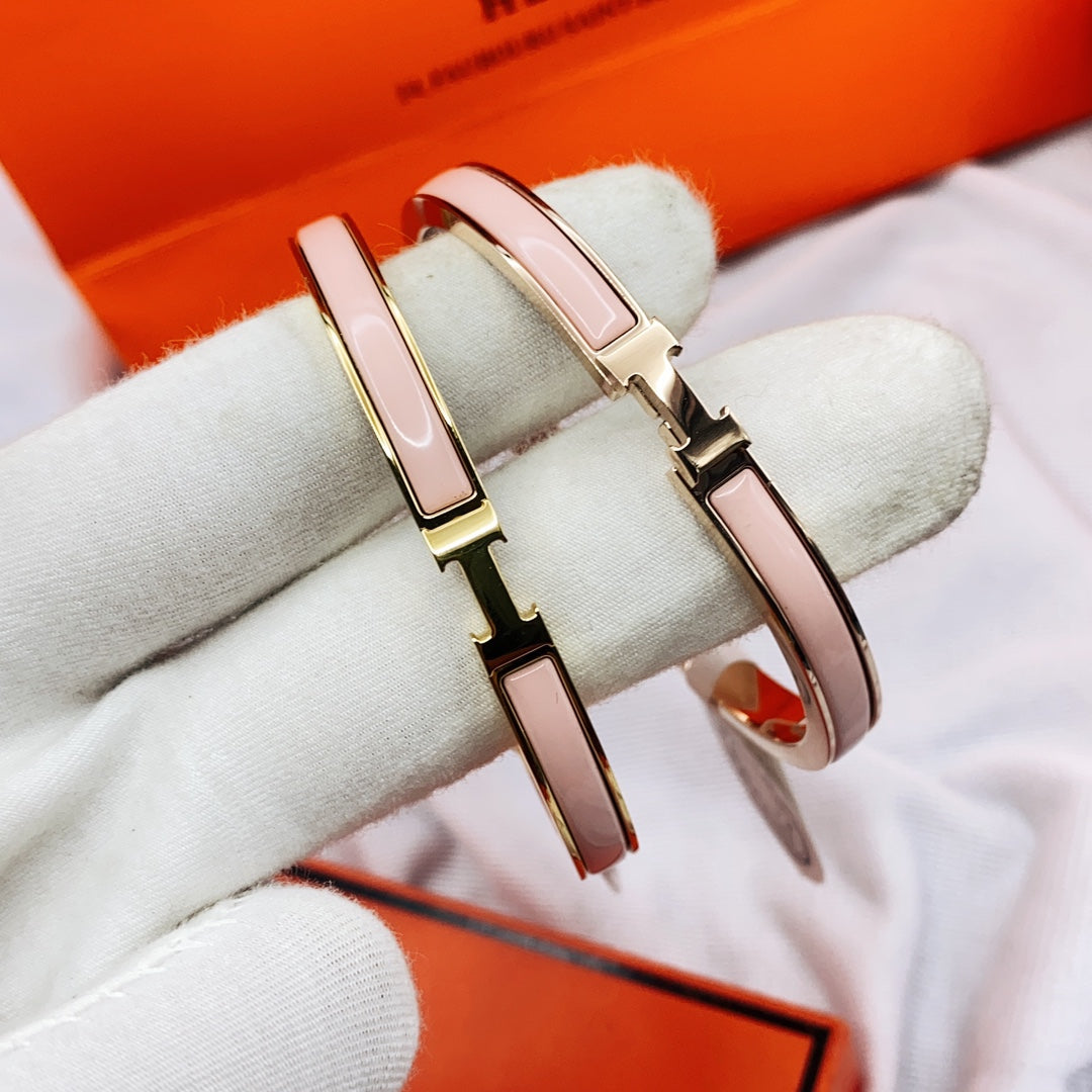 [Elowen jewelsry ]CLASSIC HM CLIC  PINK 8MM ENAMEL BRACELET