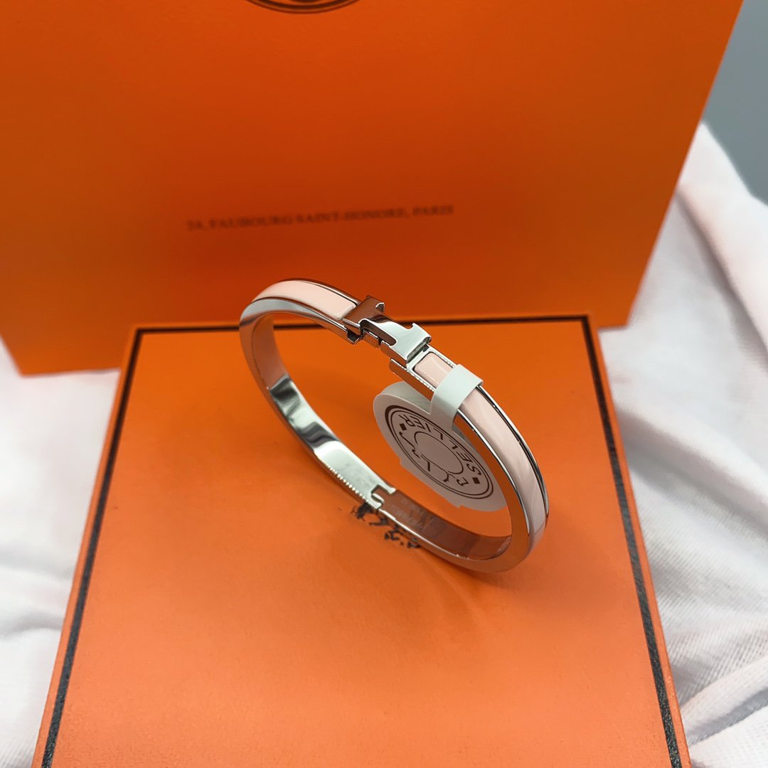 [Elowen jewelsry ]CLASSIC HM CLIC  PINK 8MM ENAMEL BRACELET