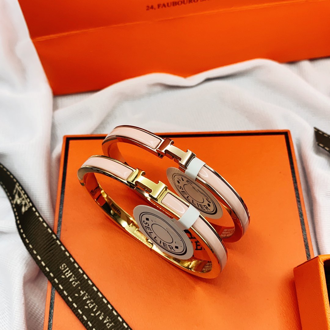 [Elowen jewelsry ]CLASSIC HM CLIC  PINK 8MM ENAMEL BRACELET