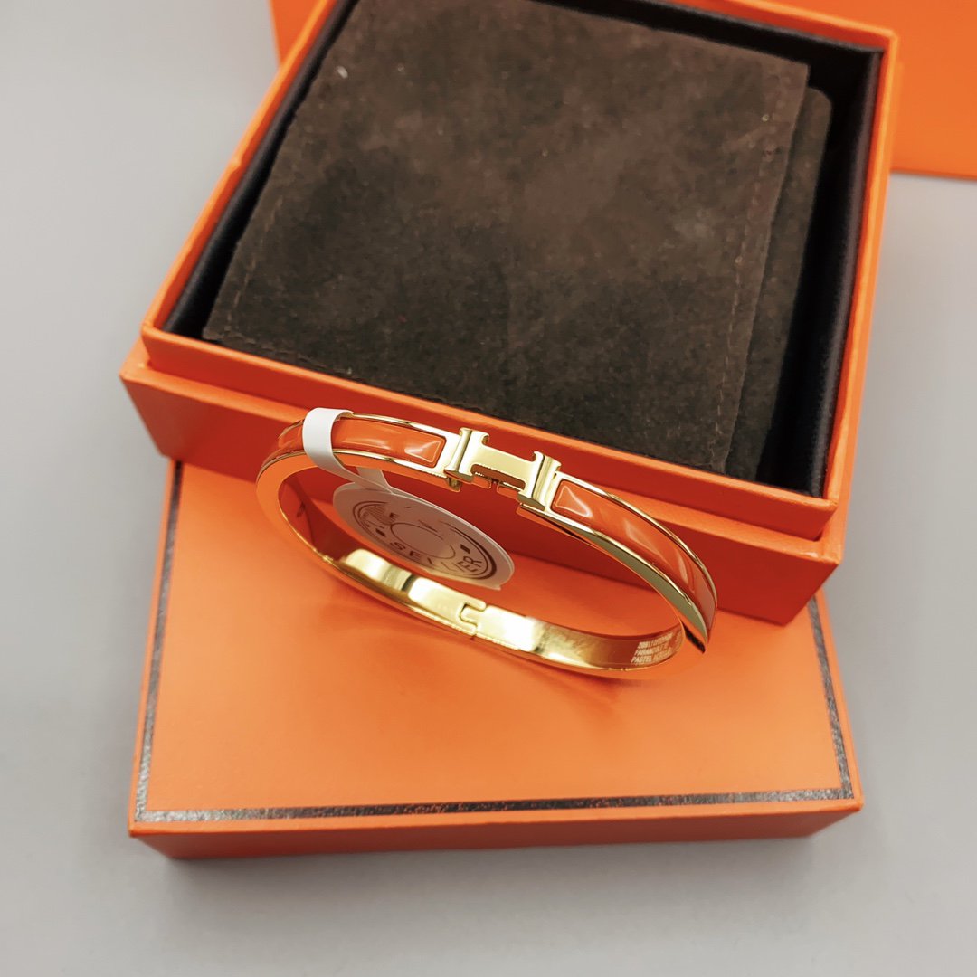 [Elowen Schmuck] KLASSISCHES HM CLIC ROTES 8MM EMAILLE-ARMBAND