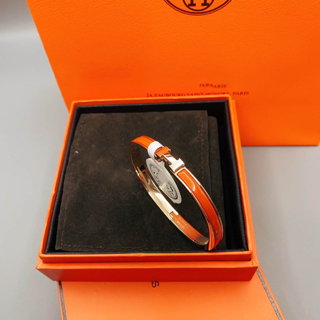 [Elowen jewelsry ]クラシック HM クリック レッド 8MM エナメルブレスレット