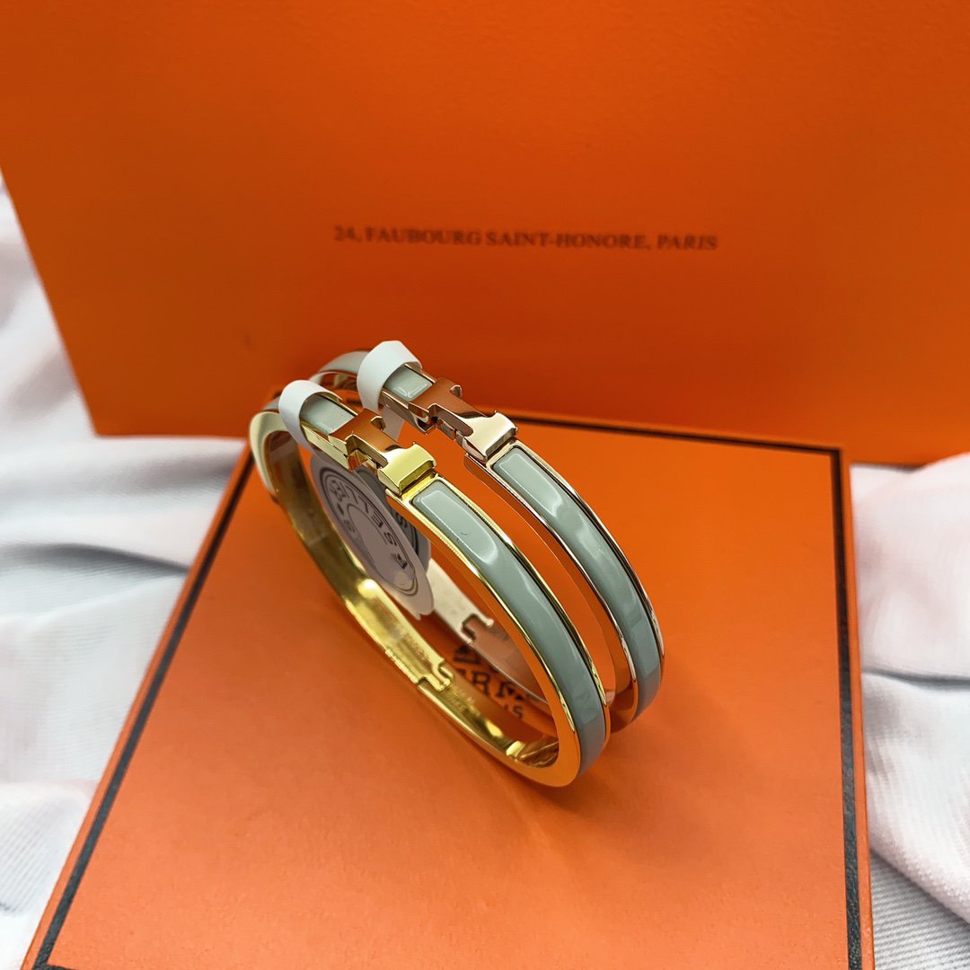 [Elowen jewelsry ]CLASSIC HM CLIC GREEN 8MM ENAMEL BRACELET