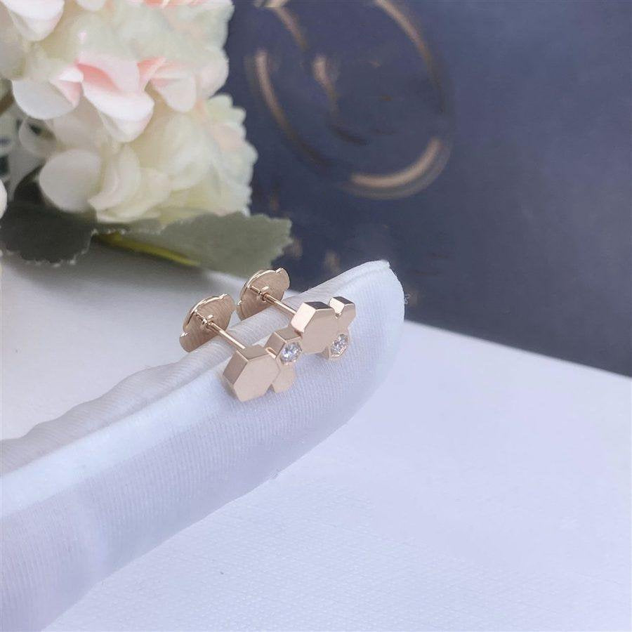 {
  "Elowen jewelsry": "エローウェン・ジュエリー",
  "BEE LOVE PINK GOLD DIAMOND EARRINGS": "ビー・ラブ ピンクゴールド ダイヤモンドピアス"
}