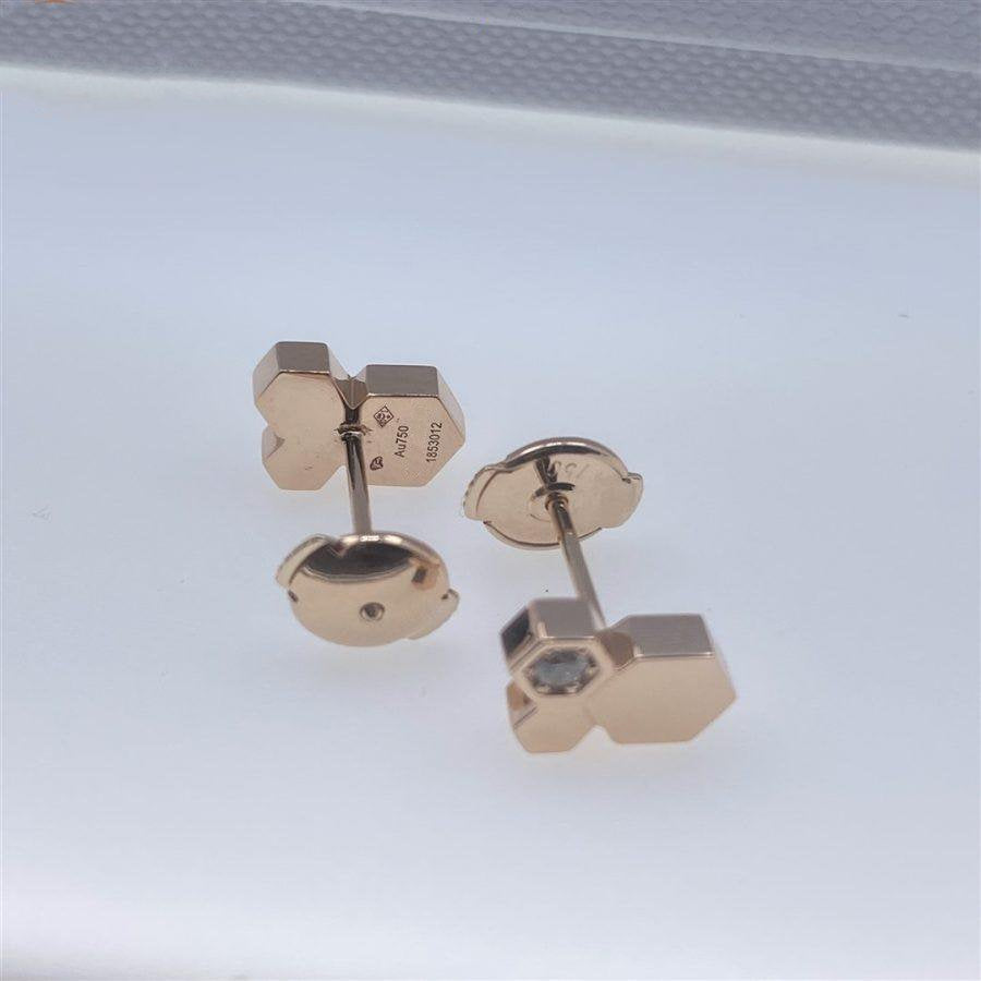 {
  "Elowen jewelsry": "エローウェン・ジュエリー",
  "BEE LOVE PINK GOLD DIAMOND EARRINGS": "ビー・ラブ ピンクゴールド ダイヤモンドピアス"
}