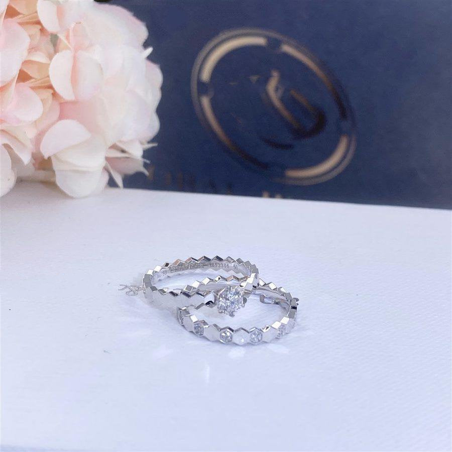 {
  "Elowen jewelsry": "Elowen ジュエリー",
  "BEE LOVE RING SILVER 1 DIAMOND": "BEE LOVE リング シルバー 1ダイヤモンド"
}