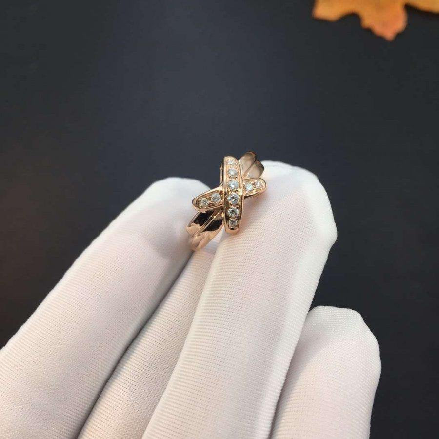 {
  "Elowen jewelsry": "Elowen Schmuck",
  "JEUX DE PINK GOLD DIAMOND RING": "JEUX DE ROSÉGOLD-DIAMANT-RING"
}