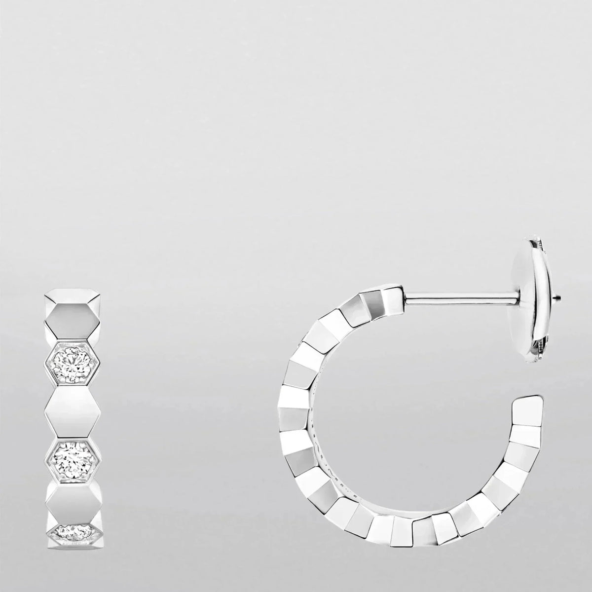 [Elowen jewelsry ]中空デザイン 四つ葉のクローバー 花形ピアス