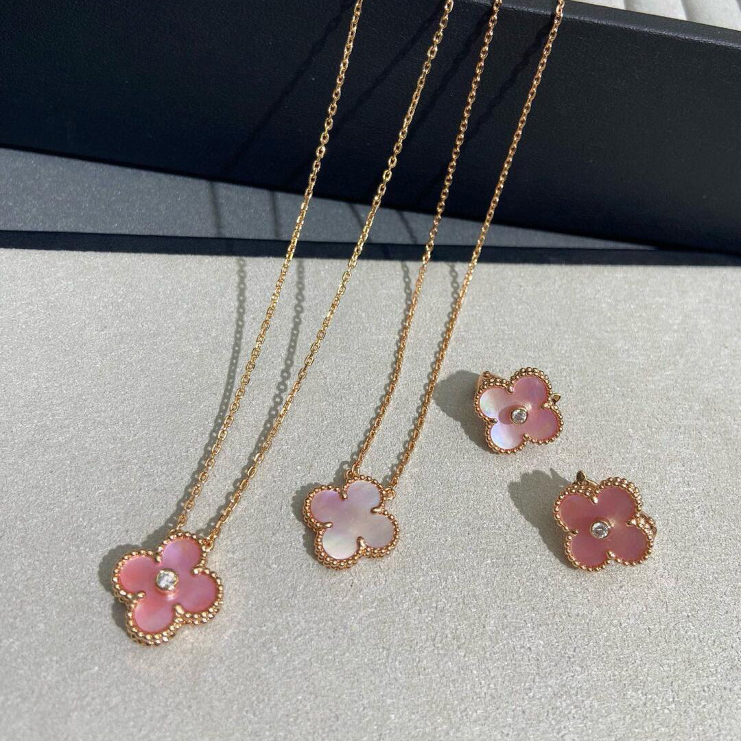 [Elowen Schmuck] CLOVER MEDIUM OHRRINGE MIT 1 DIAMANTEN IN ROSÉ