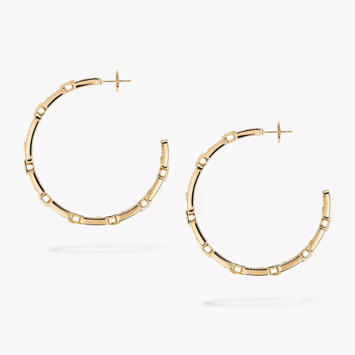 {
  "Elowen jewelsry": "Elowen Schmuck",
  "Move Link Diamond Hoop Earrings": "Move Link Diamant-Creolen"
}