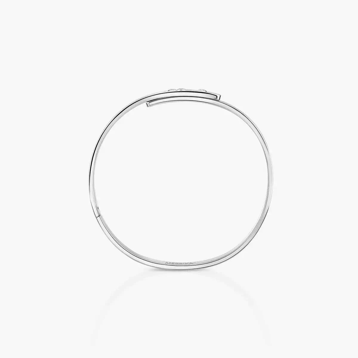 {
  "Elowen jewelsry": "Elowen ジュエリー",
  "Move Noa Diamond Bangle Bracelet": "ムーヴ ノア ダイヤモンド バングルブレスレット"
}