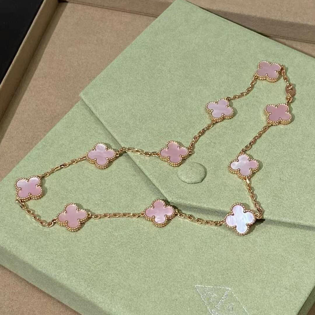 [Elowen jewelsry ]CLOVER HALSKETTE MIT 10 MOTIVEN UND ROSA MUTTERPERLE