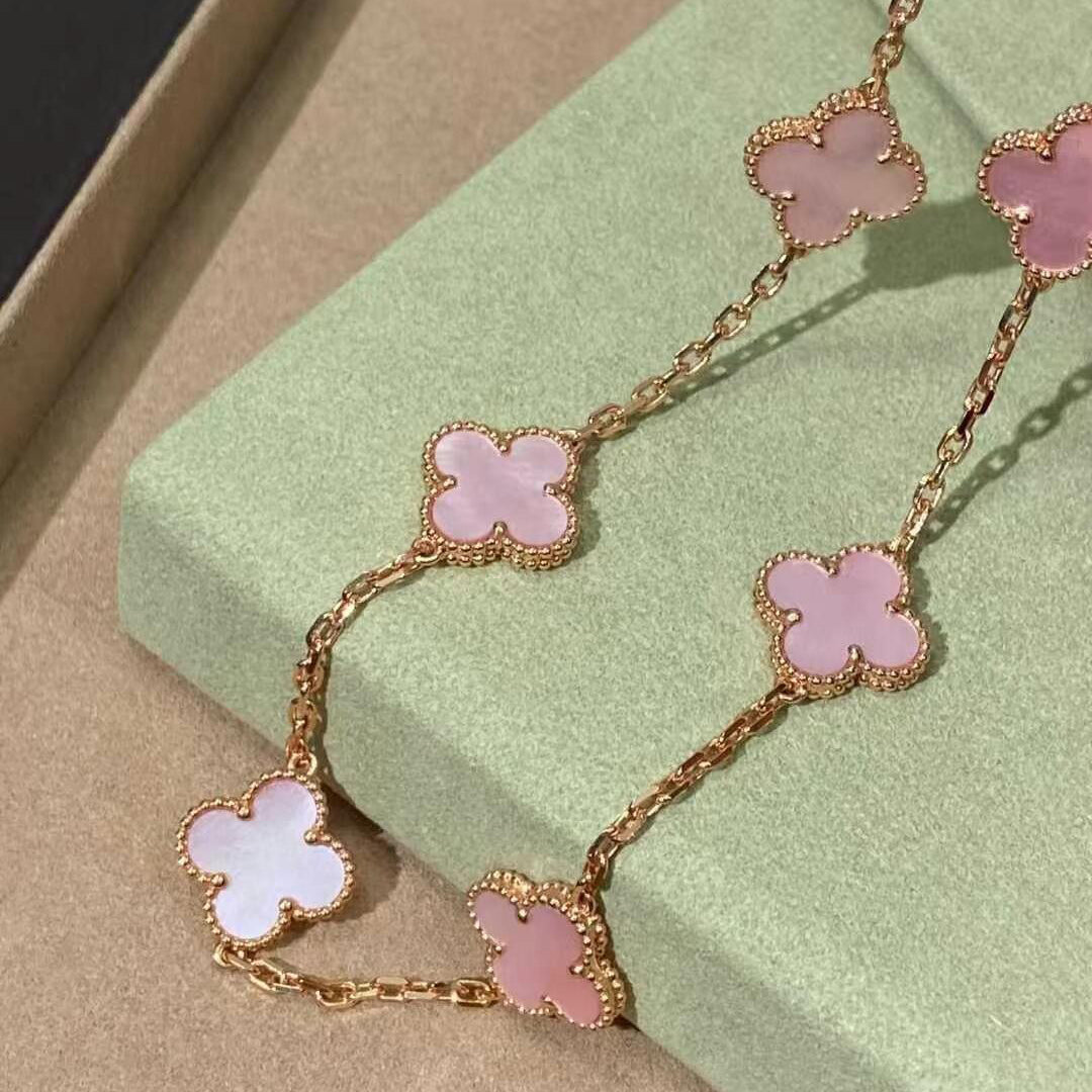 [Elowen jewelsry ]CLOVER HALSKETTE MIT 10 MOTIVEN UND ROSA MUTTERPERLE