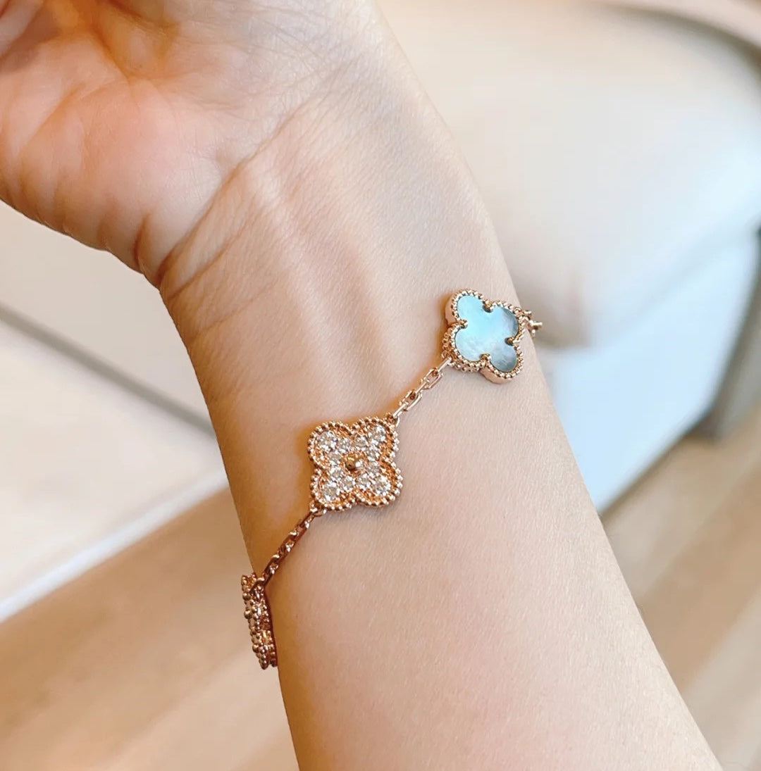 [Elowen jewelry] クローバー 5モチーフ グレーマザーオブパール ブレスレットコレクション