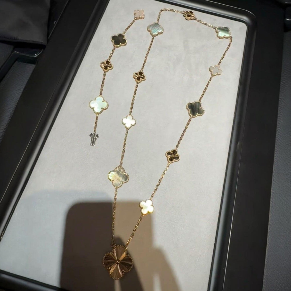 [Elowen jewelsry ]DETACHABLE CLOVER 15(11+4) FLOWER ROSE GOLD NECKLACE SET