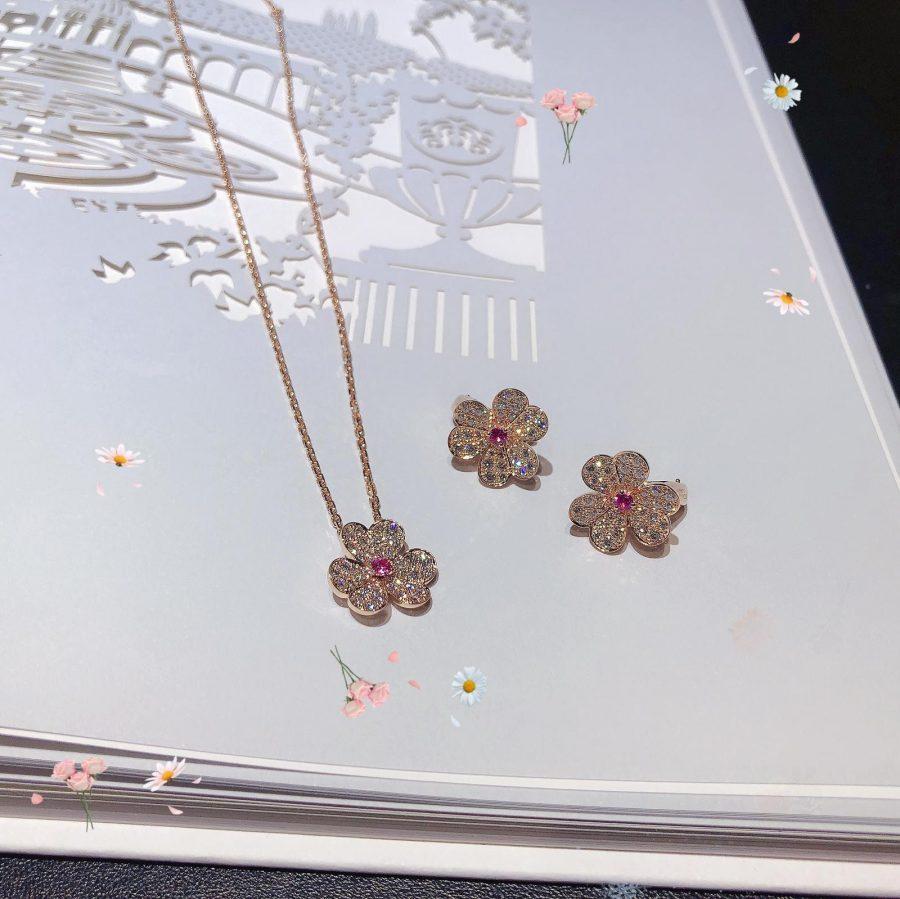 [Elowen jewelsry ]FRIVOLE ROSE GOLD FLOWER DIAMOND NECKLACE