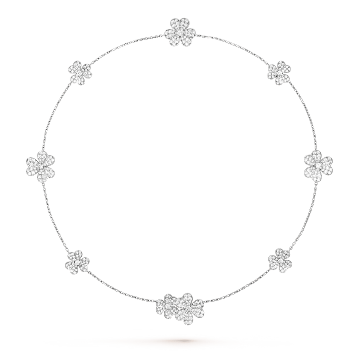 {
  "Elowen jewelsry": "Elowen ジュエリー",
  "FRIVOLE SILVER 9 FLOWERS NECKLACE": "フリヴォル シルバー 9フラワー ネックレス"
}