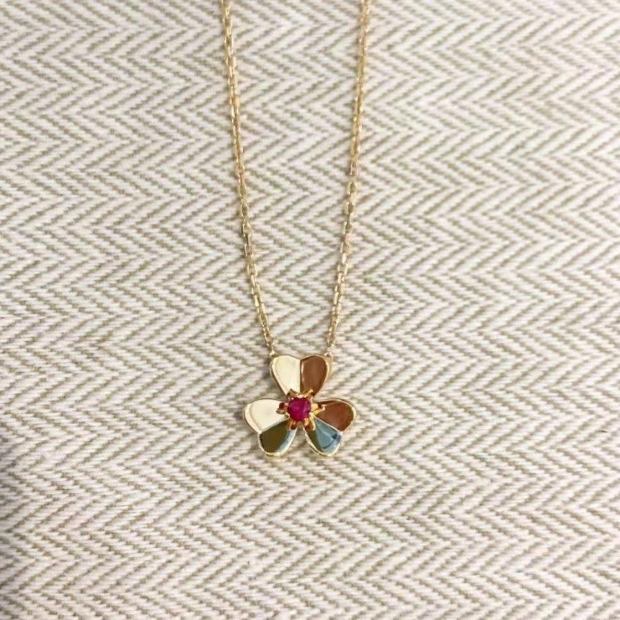 {"Elowen jewelsry": "Elowen ジュエリー", "FRIVOLE GOLD FLOWER NECKLACE": "フリヴォル ゴールド フラワーネックレス"}
