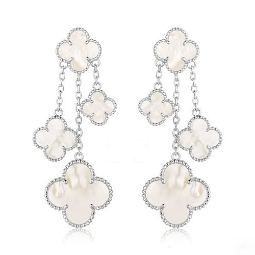 {
  "Elowen jewelsry": "Elowen ジュエリー",
  "CLOVER EARRINGS WHITE MOP 4 MOTIFS SILVER": "クローバーピアス ホワイトマザーオブパール 4モチーフ シルバー"
}