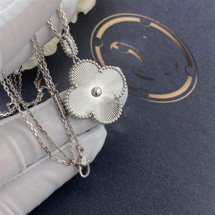 [Elowen Schmuck] CLOVER 25 MM SILBER GROSSE KLEEBLATT-HALSKETTE