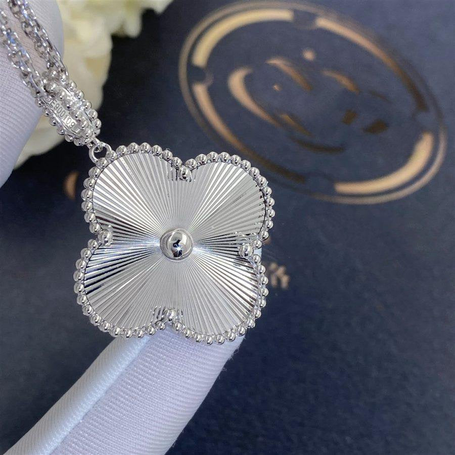 [Elowen Schmuck] CLOVER 25 MM SILBER GROSSE KLEEBLATT-HALSKETTE