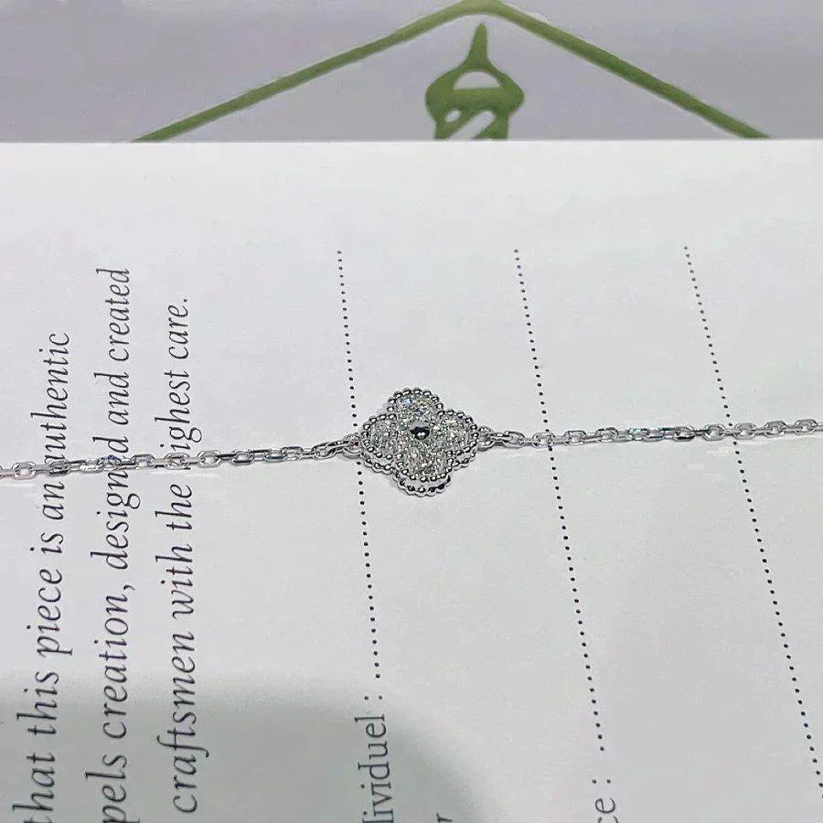 [Elowen jewelsry ]CLOVER  SINGLE FLOWER BRACELET SILVER