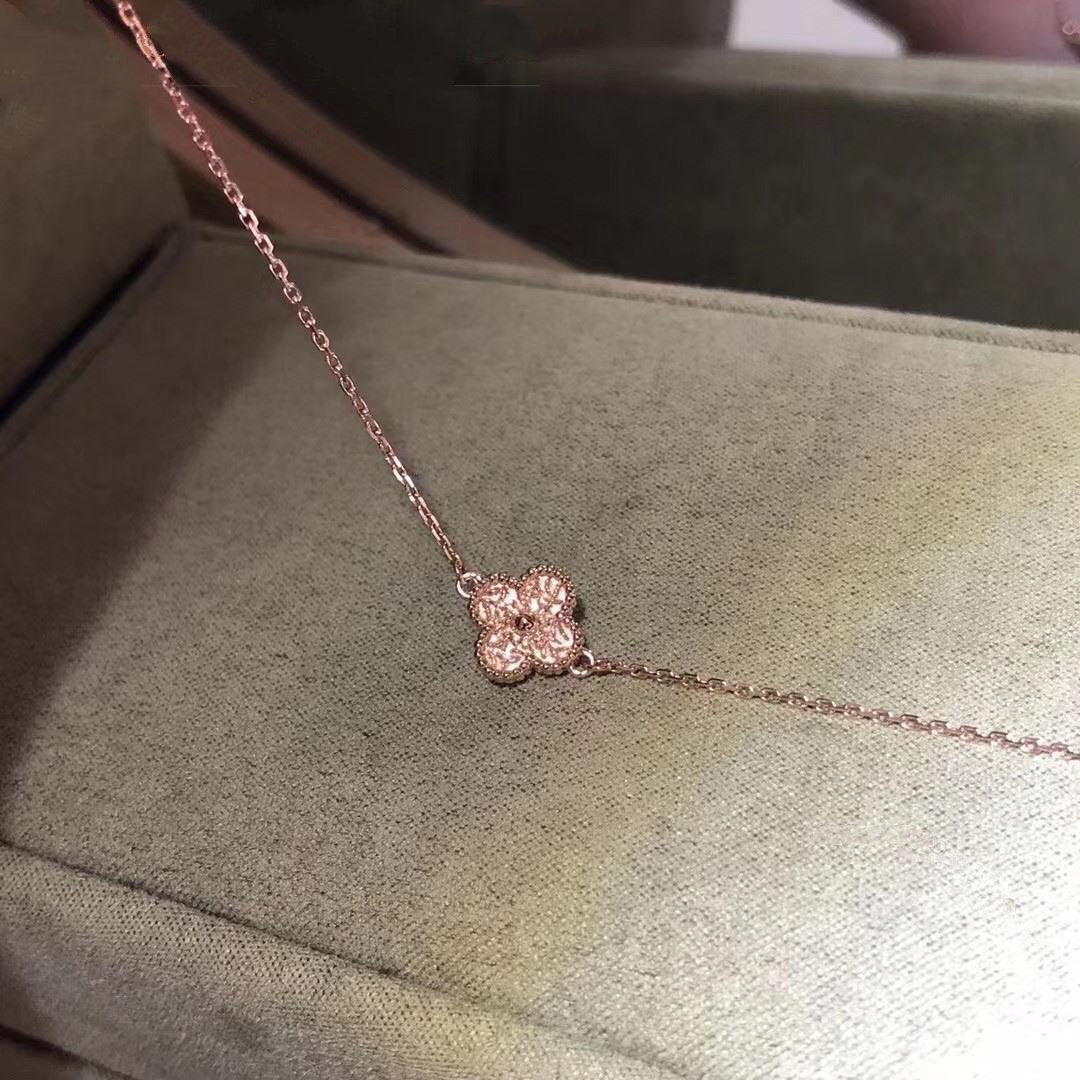 [Elowen jewelsry ]CLOVER EINZELBLUMEN-ARMBAND