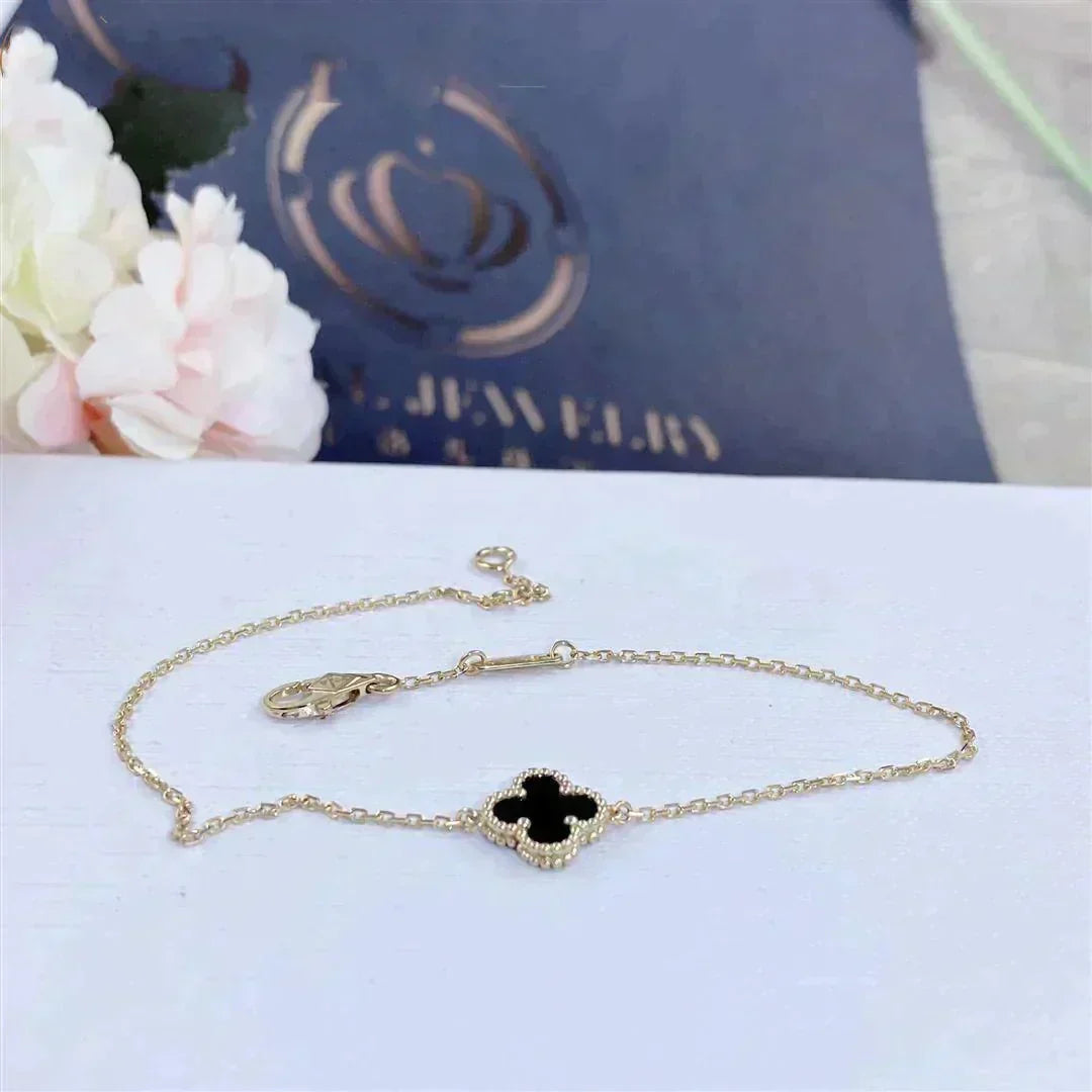 [Elowen Schmuck] CLOVER ONYX EINZELBLUMEN-ARMBAND