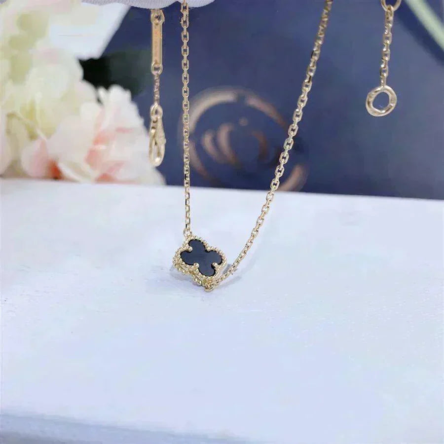 [Elowen ジュエリー] クローバー オニキス シングルフラワー ブレスレット