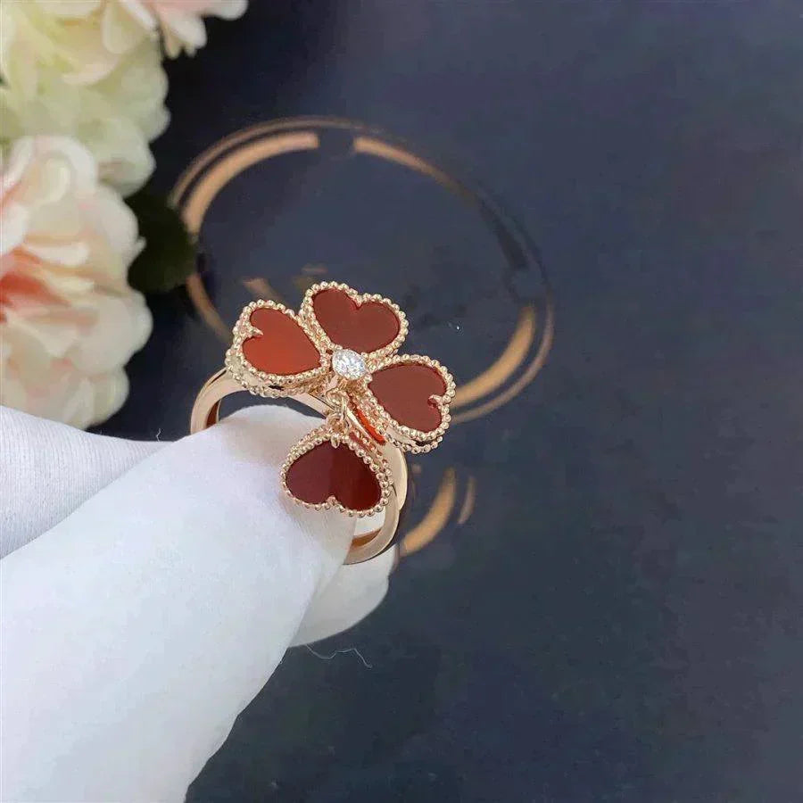 {
  "Elowen jewelsry": "Elowen ジュエリー",
  "SWEET CLOVER CARNELIAN RING": "スウィートクローバー カーネリアン リング"
}