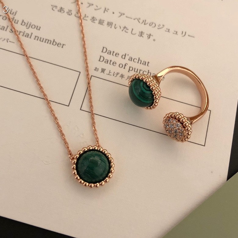 {
  "Elowen jewelsry": "Elowen ジュエリー",
  "PERLEE COULEURS DIAMOND ROSE GOLD BETWEEN THE FINGER RING": "ペルレ クルール ダイヤモンド ローズゴールド ビトウィーン ザ フィンガー リング"
}