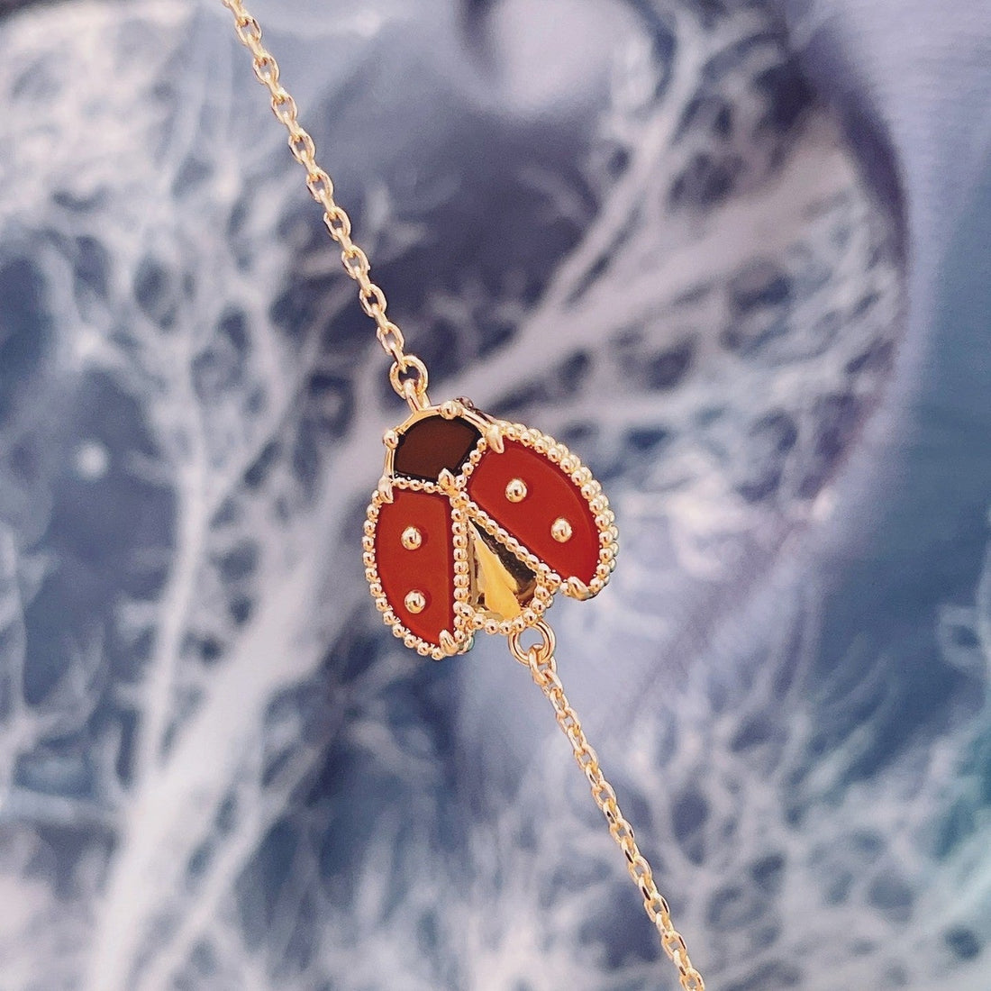 [Elowen Schmuck] LUCKY SPRING ARMBAND MIT 1 MOTIV IN ROSÉGOLD
