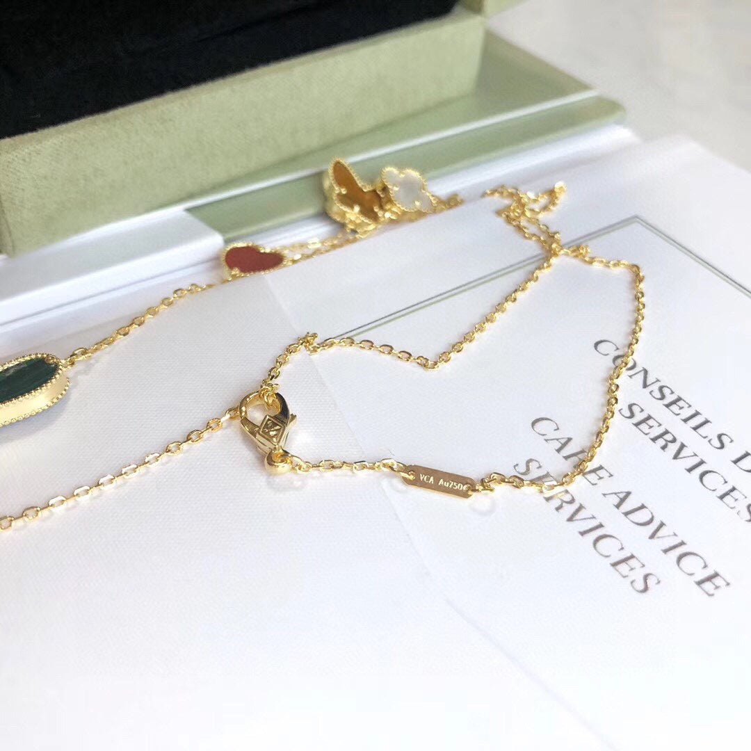 {
  "Elowen jewelsry": "Elowen ジュエリー",
  "LUCKY SPRING 4 MOTIFS ROSE GOLD NECKLACE": "LUCKY SPRING 4モチーフ ローズゴールド ネックレス"
}