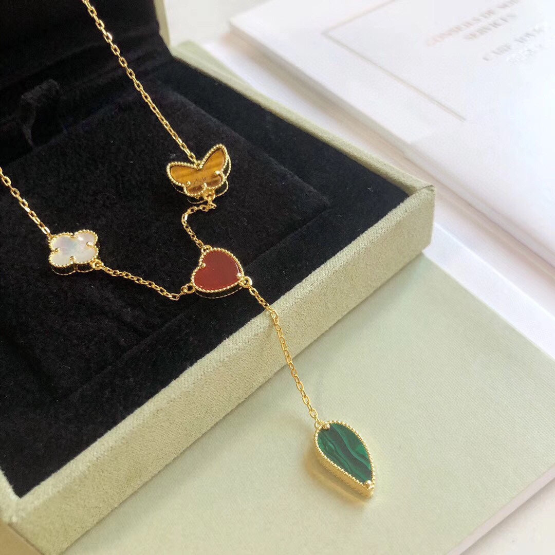 {
  "Elowen jewelsry": "Elowen ジュエリー",
  "LUCKY SPRING 4 MOTIFS ROSE GOLD NECKLACE": "LUCKY SPRING 4モチーフ ローズゴールド ネックレス"
}